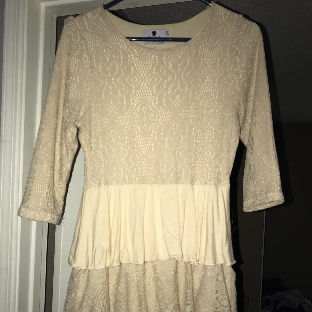 dainty jewels “dreaming in vintage” maxi dress